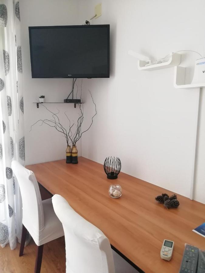 Apartments 4 Me Trogir Buitenkant foto
