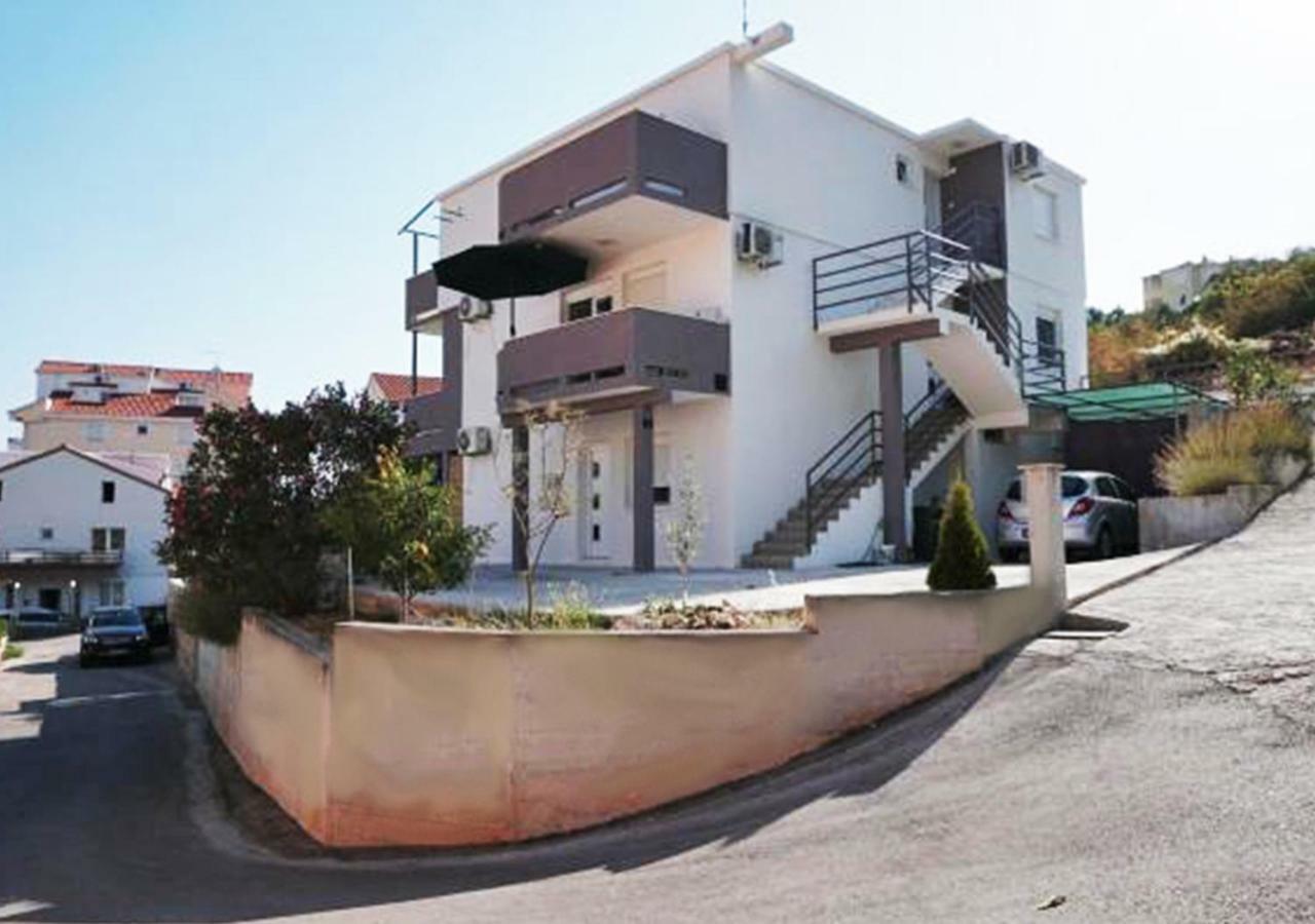 Apartments 4 Me Trogir Buitenkant foto