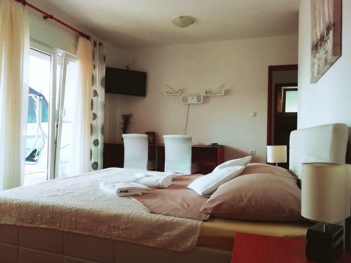 Apartments 4 Me Trogir Buitenkant foto
