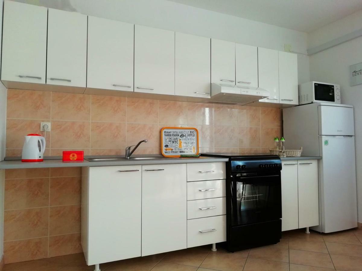 Apartments 4 Me Trogir Buitenkant foto